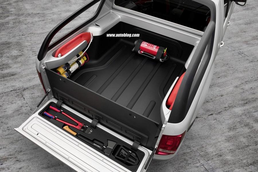  Volkswagen Pickup Concept 2008 года  (фото 13 из 18)